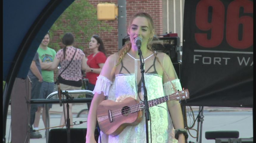 Rock the Plaza: 2017 Alex and the XO's 6/10