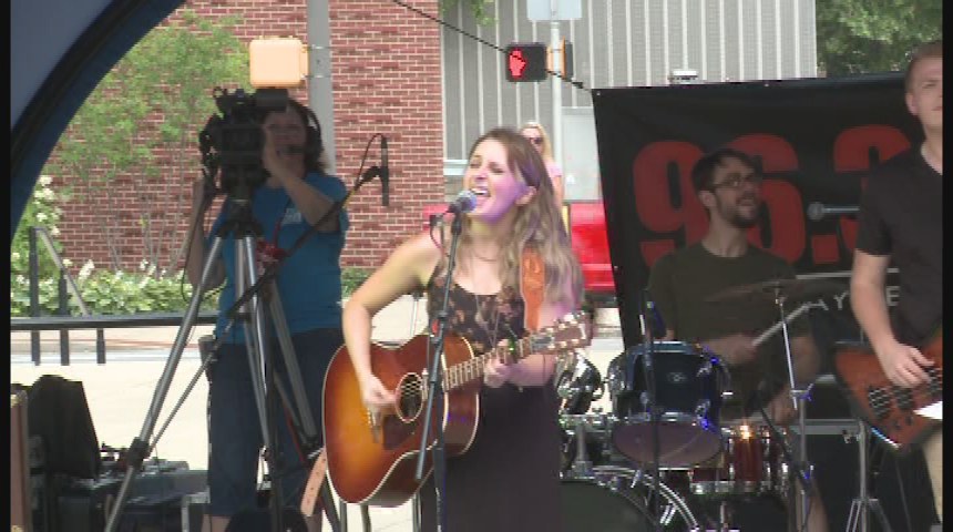 Rock the Plaza 2017: Rosalind and the Way 6/17