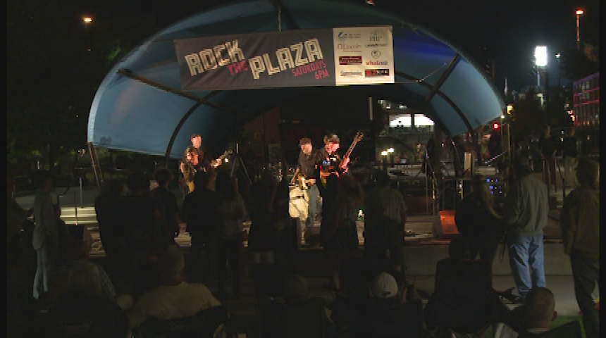 Rock the Plaza 2017: Fuzzbox Voodoo 8/12