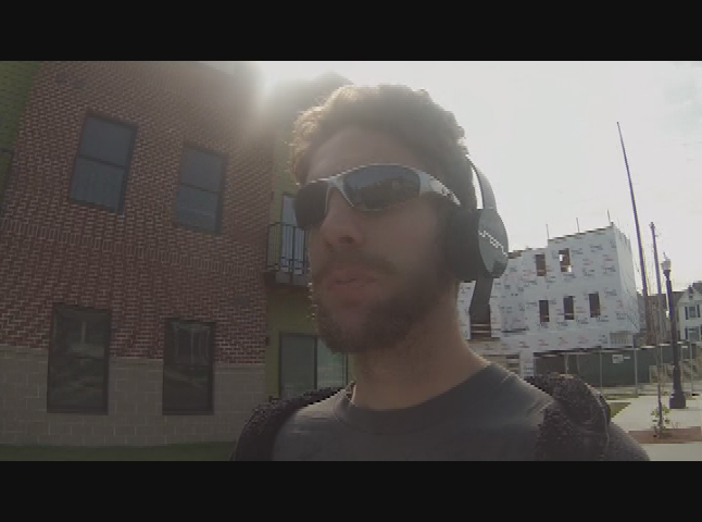 Tech: Wired vs. Wireless Headphones