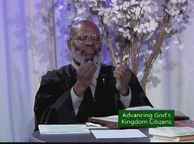 Advancing God's Kingdom Citizens: Living in the Glory of God