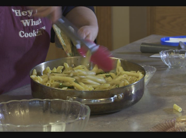 Hey Lynn, What's Cookin'?: Meals That Aren't Taxing